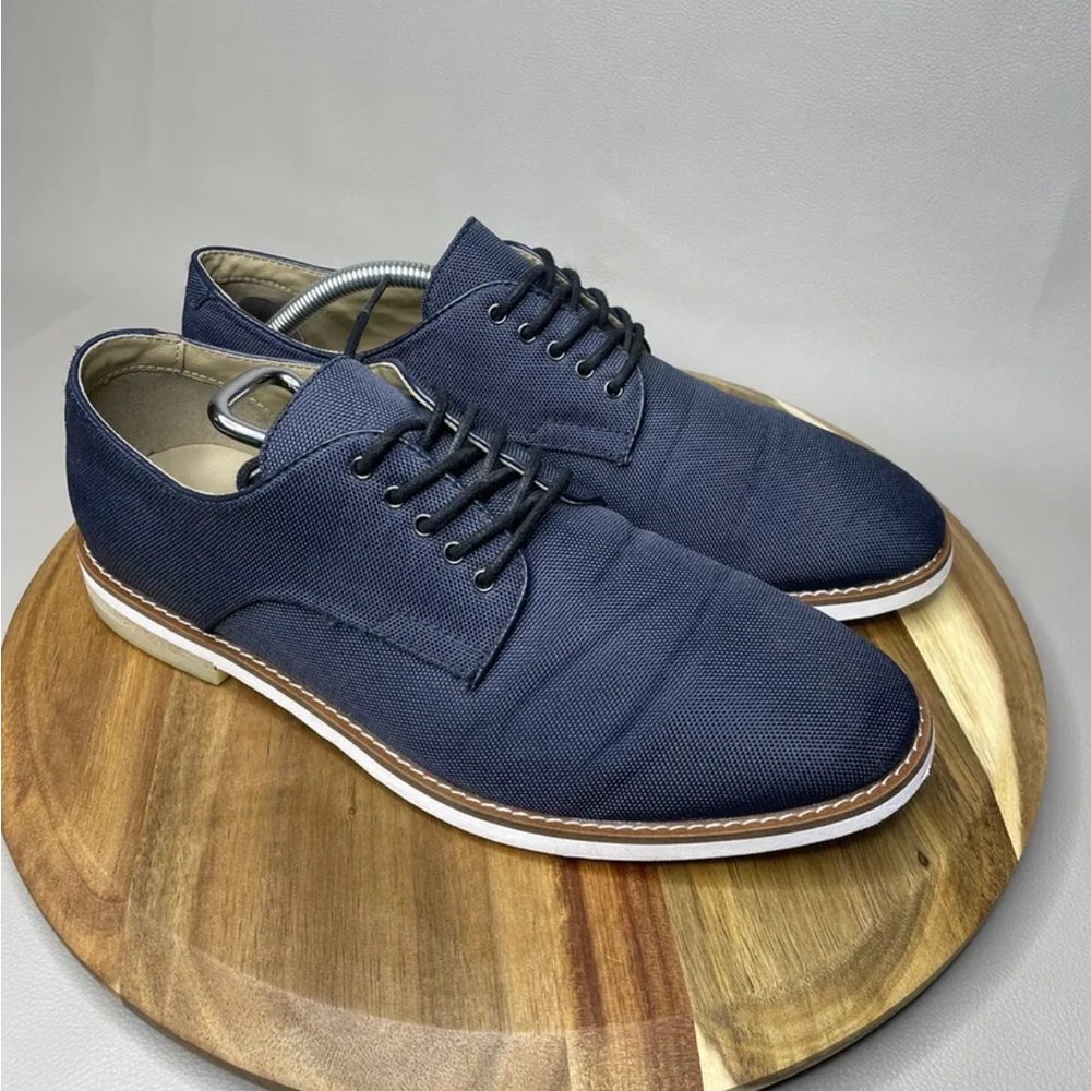 Calvin Klein Adeso Lace Up Navy White Shoes Men’s Size 10